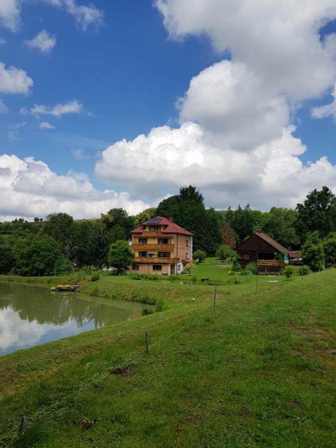 Гостевой дом Na Stawach Stryszow Экстерьер фото